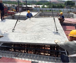 金堂白果加油站預制疊合板吊裝